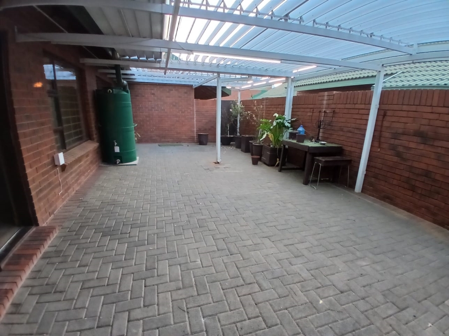 To Let 3 Bedroom Property for Rent in Hospitaalpark Free State